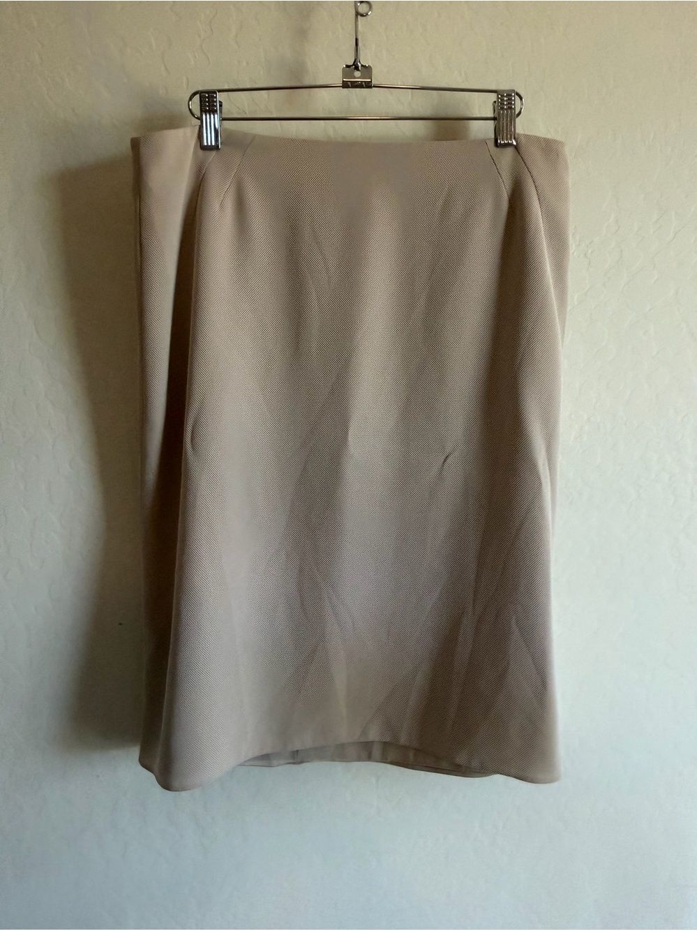 Armani Collezioni Beige Textured Italian Wool Blend Pencil Skirt Sz 10 IT 46